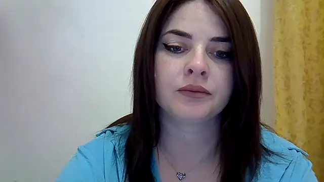 Darkroseq online show from April 19, 2026, 4:41 pm