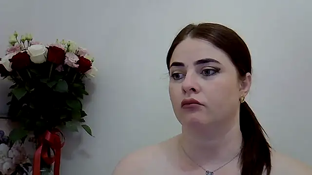 Snapshot of Darkroseq chatting on June 4, 2026, 5:39 pm Darkroseq online show from June 4, 2026, 5:39 pm