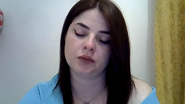 Darkroseq online show from April 19, 2026, 6:10 pm