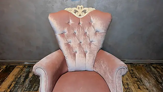 EvaMilfHeat online show from November 29, 2025, 5:02 pm