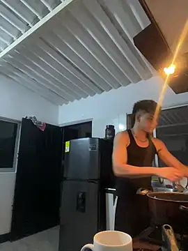 Snapshot of Handsome_boys69 chatting on February 25, 2026, 4:01 am Handsome boys69 online show from February 25, 2026, 4:01 am