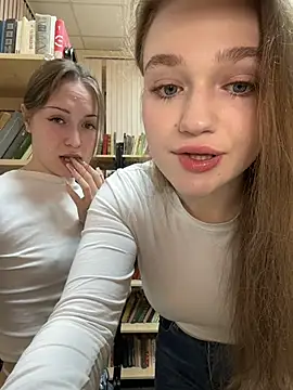 RussianWoman online show from March 15, 2026, 3:13 am