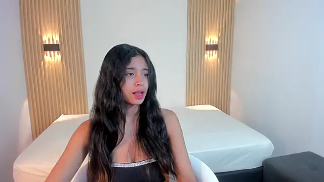 Ashleycooper5 online show from December 18, 2025, 8:56 pm