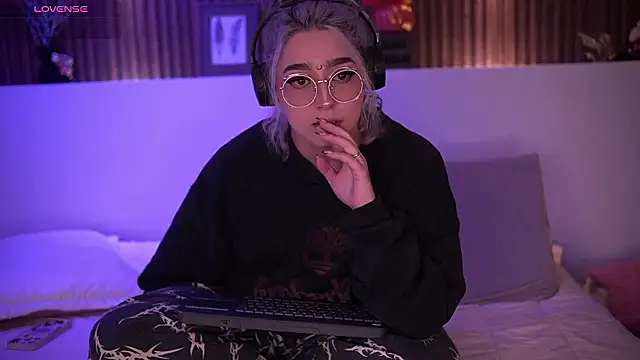 Snapshot of GabyRose9 chatting on February 5, 2026, 8:37 pm GabyRose9 online show from February 5, 2026, 8:37 pm