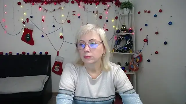 LaurenWishy online show from December 5, 2025, 11:53 am