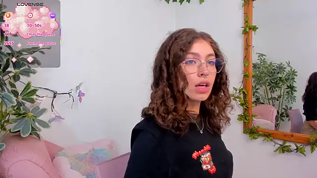 MarieTaylor  online show from March 31, 2026, 6:10 pm