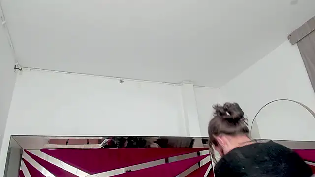 MarieTaylor  online show from April 10, 2026, 12:06 am