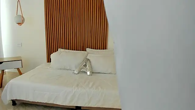 Alaska deluxe online show from January 11, 2026, 9:11 pm