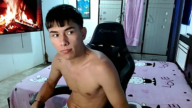 kennyonly  online show from November 26, 2025, 2:00 am