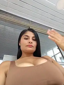 Laia torres1 online show from May 14, 2026, 3:53 pm