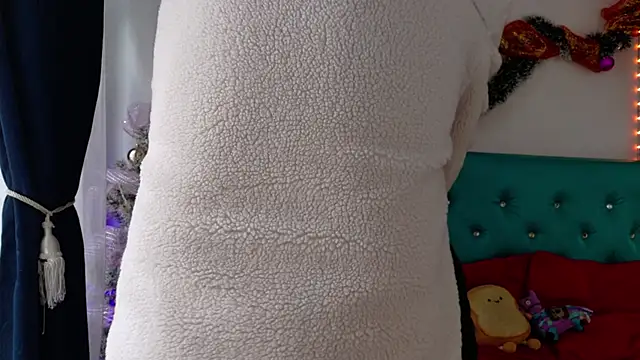 Boys 2 play online show from December 3, 2025, 1:21 pm