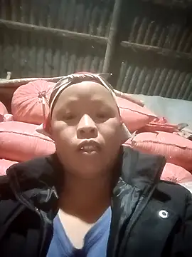 Lyly-baby online show from November 19, 2025, 11:16 pm