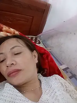 Snapshot of Stella-456 chatting on May 12, 2026, 1:50 pm Stella-456 online show from May 12, 2026, 1:50 pm