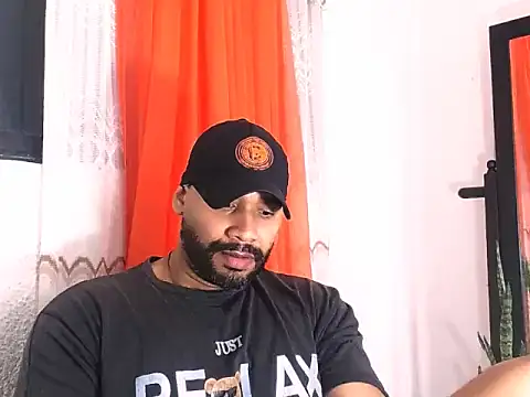 musclehetero online show from June 2, 2026, 6:30 pm