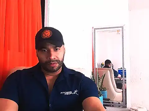 musclehetero online show from April 21, 2026, 7:53 pm