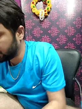 Cute Lucky online show from January 7, 2026, 9:47 am