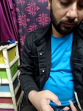 Cute Lucky online show from February 2, 2026, 4:06 pm