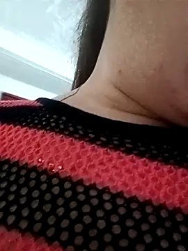 Snapshot of Reema_143 chatting on February 17, 2026, 3:09 pm Reema 143 online show from February 17, 2026, 3:09 pm