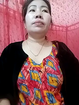 Snapshot of Reema_143 chatting on February 22, 2026, 3:53 am Reema 143 online show from February 22, 2026, 3:53 am