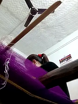 Snapshot of Reema_143 chatting on March 1, 2026, 3:23 pm Reema 143 online show from March 1, 2026, 3:23 pm