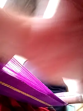 Snapshot of Reema_143 chatting on February 10, 2026, 6:12 am Reema 143 online show from February 10, 2026, 6:12 am