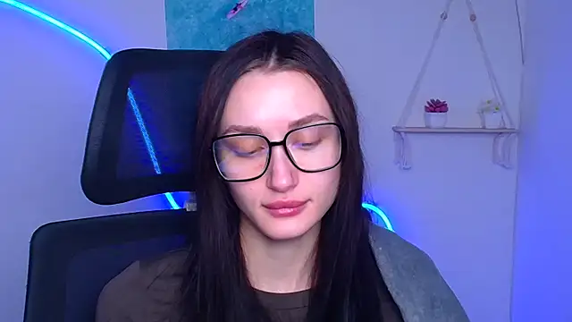 Stella XO online show from February 7, 2026, 6:21 am