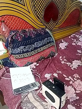 Sonia baby1 online show from November 23, 2025, 5:45 pm