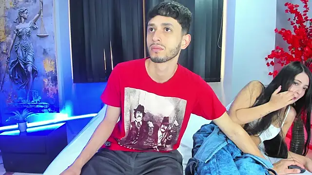 Snapshot of dracke_and_zara chatting on March 3, 2026, 1:40 pm dracke and zara online show from March 3, 2026, 1:40 pm