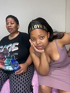 CamilaXXX20 online show from March 8, 2026, 9:29 pm