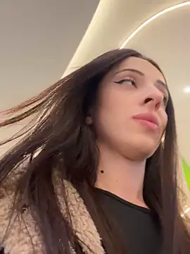 Lilitoppp online show from November 26, 2025, 9:53 am