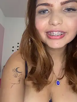 melyssaa23 online show from March 6, 2026, 2:50 am