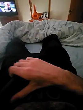 Raika25 online show from December 18, 2025, 2:32 pm