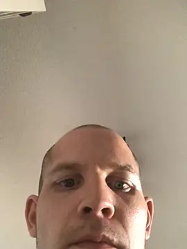 Spielzeugtwink online show from July 28, 2026, 3:21 pm