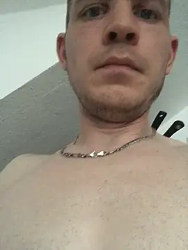 Spielzeugtwink online show from June 30, 2026, 2:50 pm
