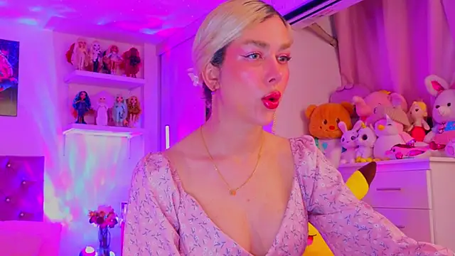 MadamBarbiee online show from March 4, 2026, 10:39 pm