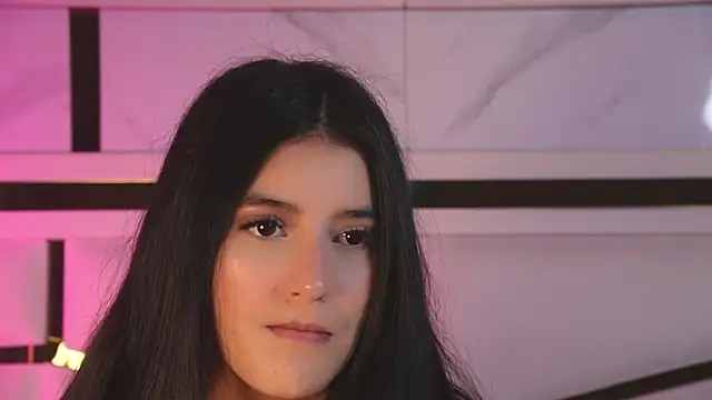 luciana agudelo online show from March 23, 2026, 7:14 pm