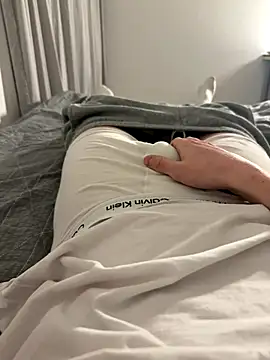 TwinkiStar05 online show from November 19, 2025, 7:36 pm