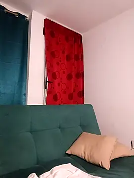 coral13 online show from November 19, 2025, 11:49 pm