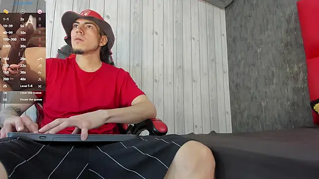 yeikoox online show from December 1, 2025, 2:23 am