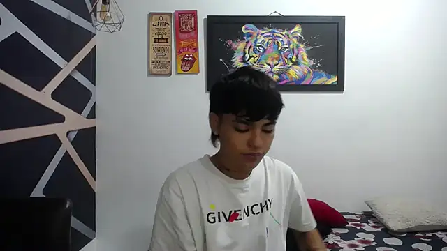 IndigoSexxy online show from November 25, 2025, 1:33 pm