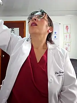 JustSamantha  online show from February 9, 2026, 1:53 pm