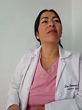 JustSamantha  online show from March 4, 2026, 2:03 pm