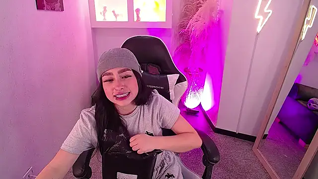 vallolett online show from February 7, 2026, 11:13 pm