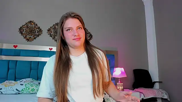 LiiaVelvet online show from March 4, 2026, 3:36 am