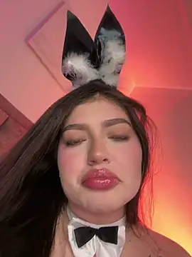 MarianaBaez1 online show from March 6, 2026, 8:04 pm