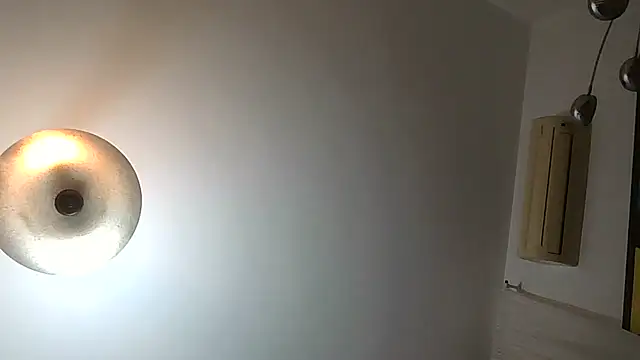 Snapshot of Alexbbcum chatting on July 17, 2026, 12:41 am Alexbbcum online show from July 17, 2026, 12:41 am