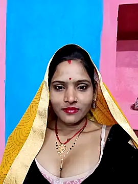 Snapshot of Rt_kinjal chatting on February 13, 2026, 10:32 pm Rt kinjal online show from February 13, 2026, 10:32 pm