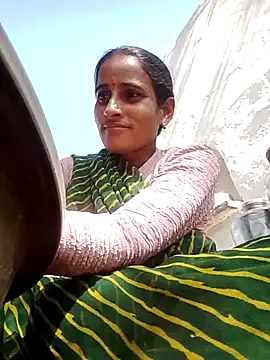 Xxx suhana online show from February 9, 2026, 6:44 am