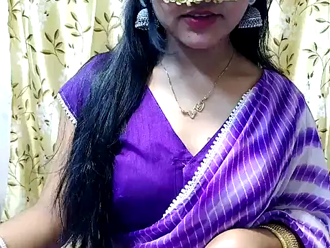 Snapshot of cute_girl_81 chatting on November 30, 2025, 8:31 pm cute girl 81 online show from November 30, 2025, 8:31 pm