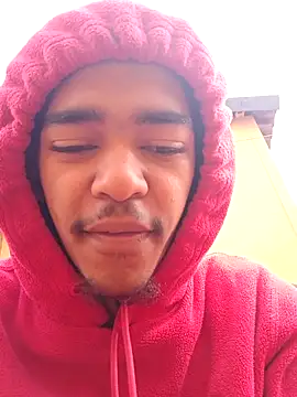 Eezxxx online show from December 15, 2025, 6:19 am